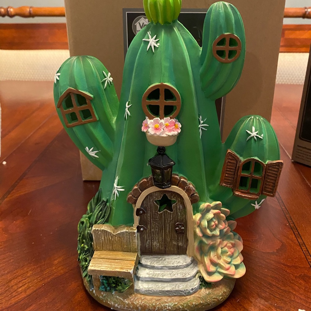 New solar garden statues $25 each